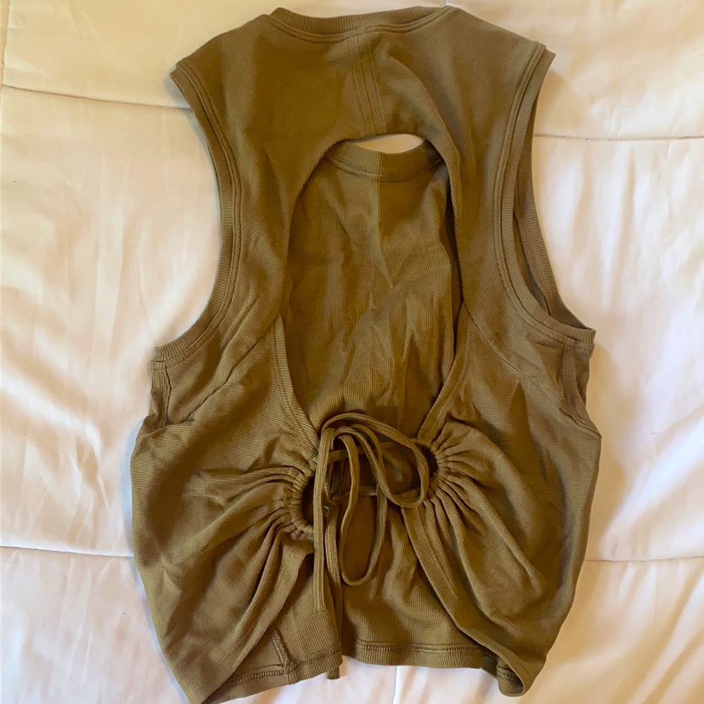 LULULEMON Size Large - Picture 2 of 2